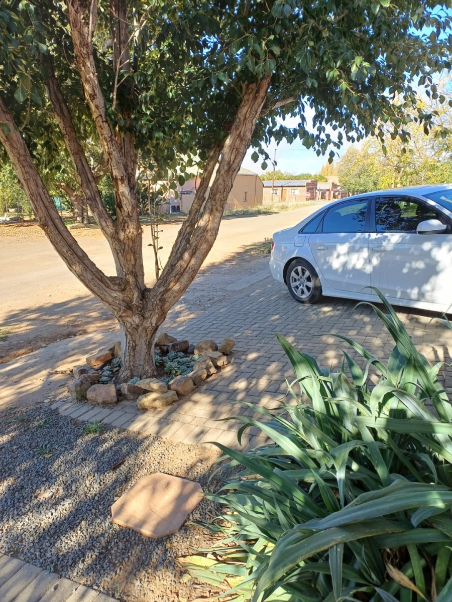 3 Bedroom Property for Sale in Trompsburg Free State